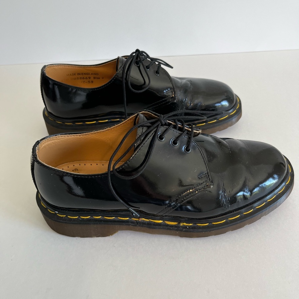 Dr. Martens Black Patent Leather Oxford Size 6 Shoes - Picture 2 of 9